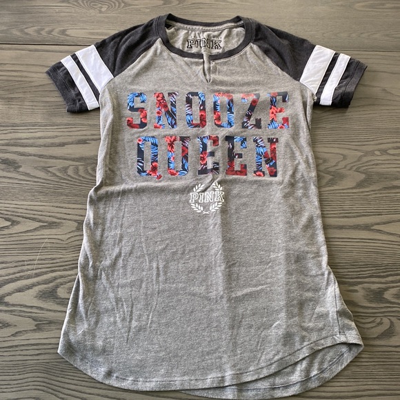 Victoria's Secret PINK Snooze Queen - Picture 2 of 4